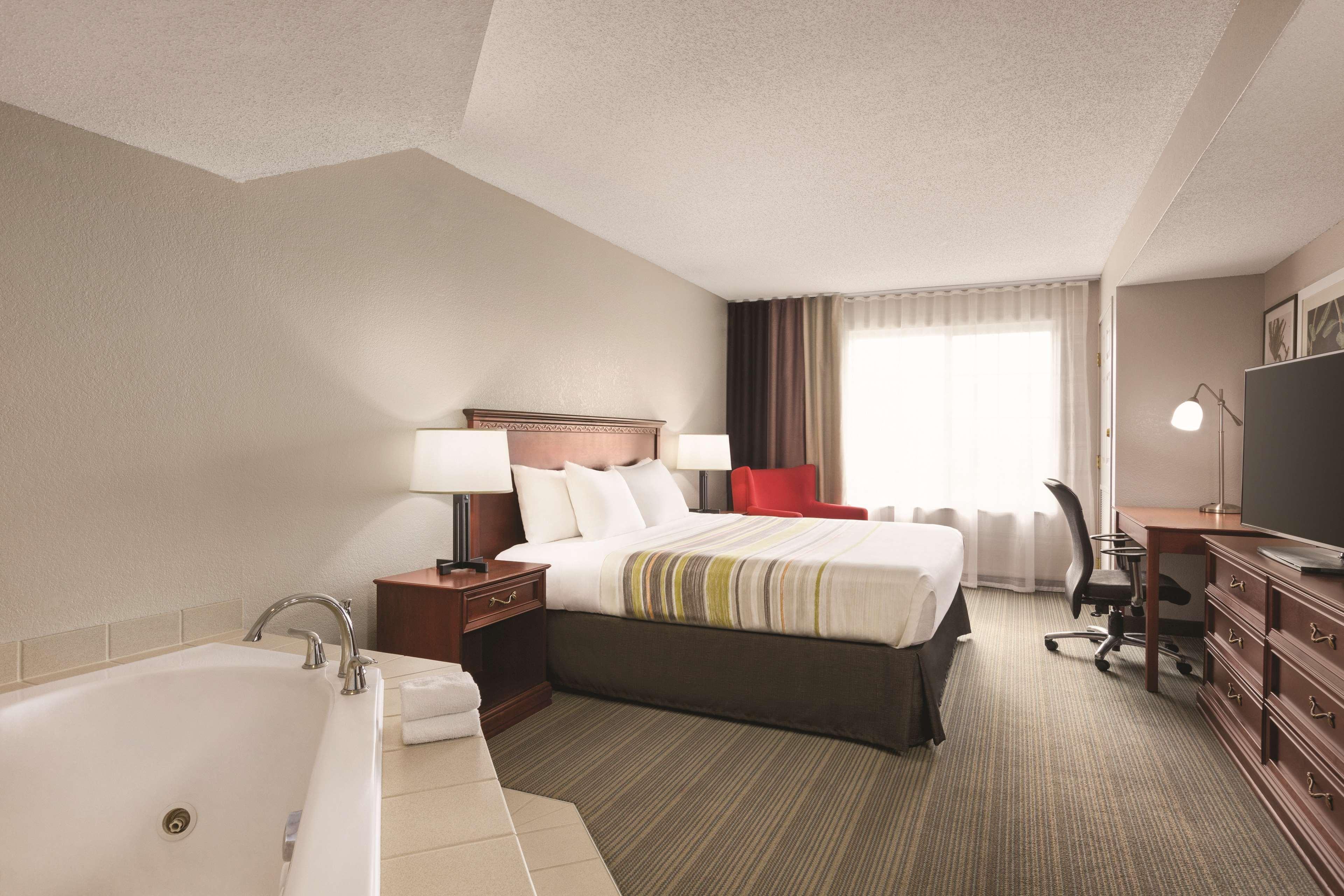 Country Inn & Suites By Radisson, Willmar, Mn Exterior photo